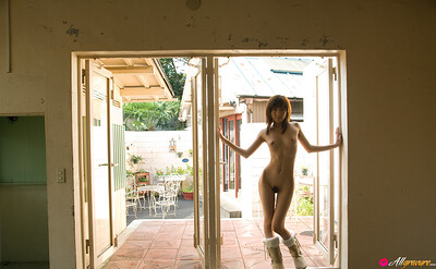 Model Rin Sakuragi in Bloom Flower