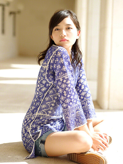 Model Haruna Kawaguchi in Sunset Beauty