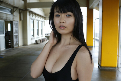 Model Mizuki Hoshina in Awoke