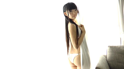 Model Izumi Hiyori in Izumi